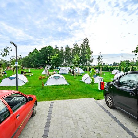 Kempingzator Apartamenty Esterno foto