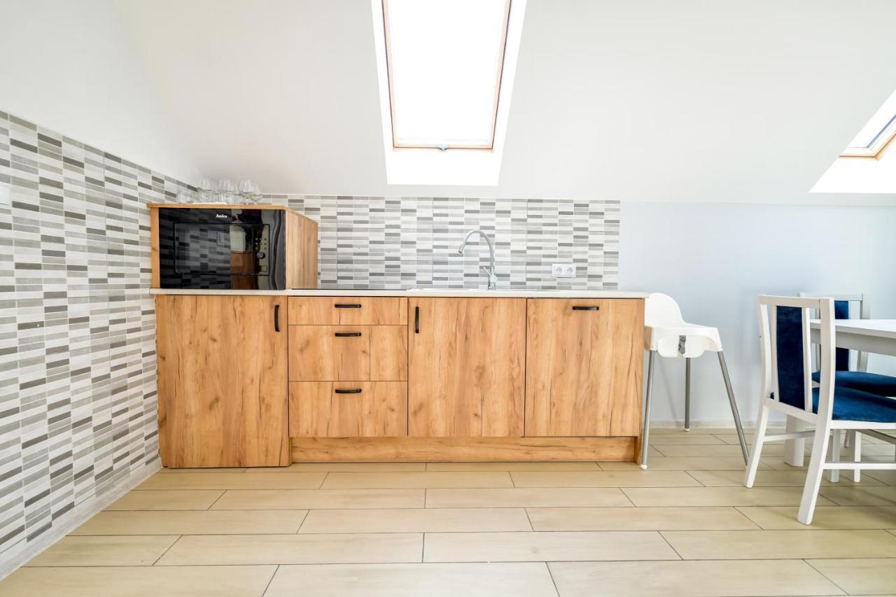 Kempingzator Apartamenty Esterno foto