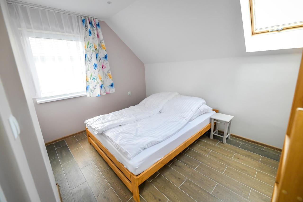 Kempingzator Apartamenty Esterno foto