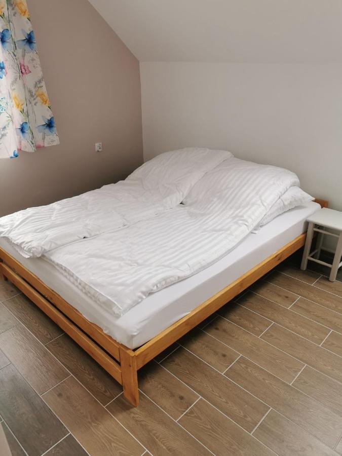 Kempingzator Apartamenty Esterno foto