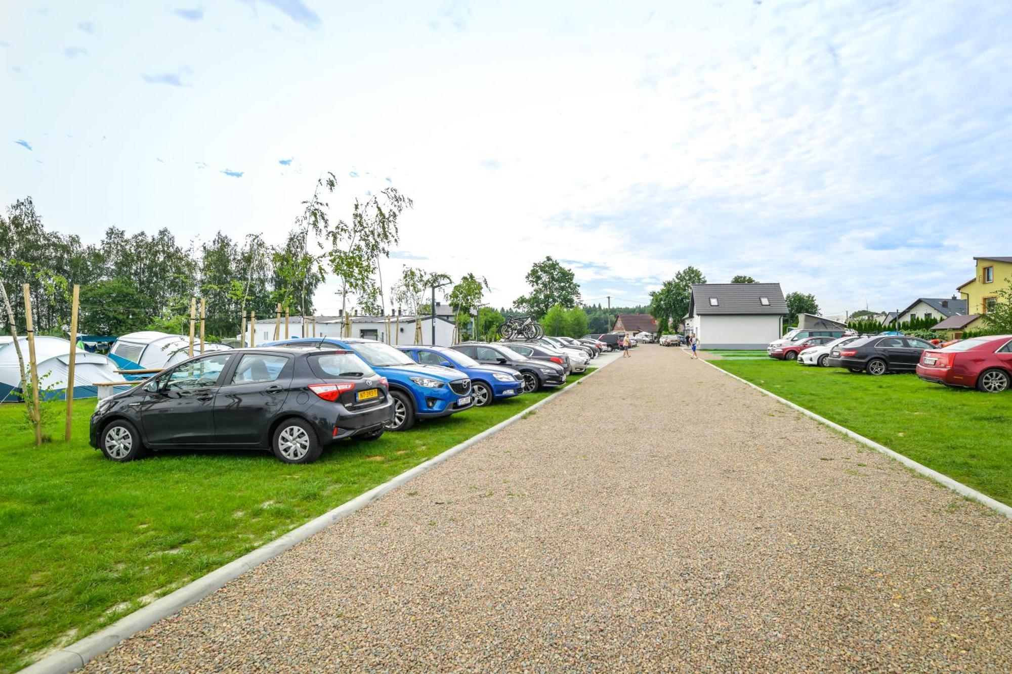 Kempingzator Apartamenty Esterno foto