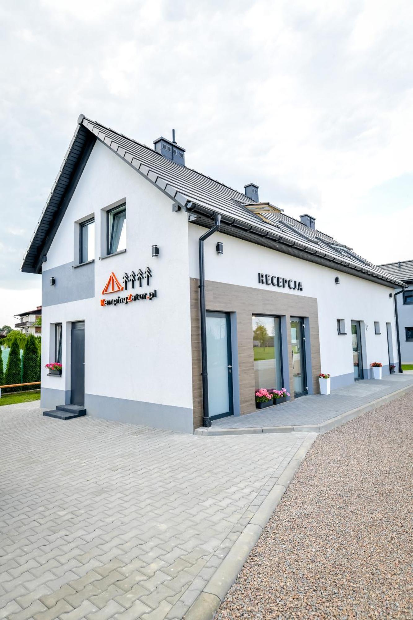 Kempingzator Apartamenty Esterno foto